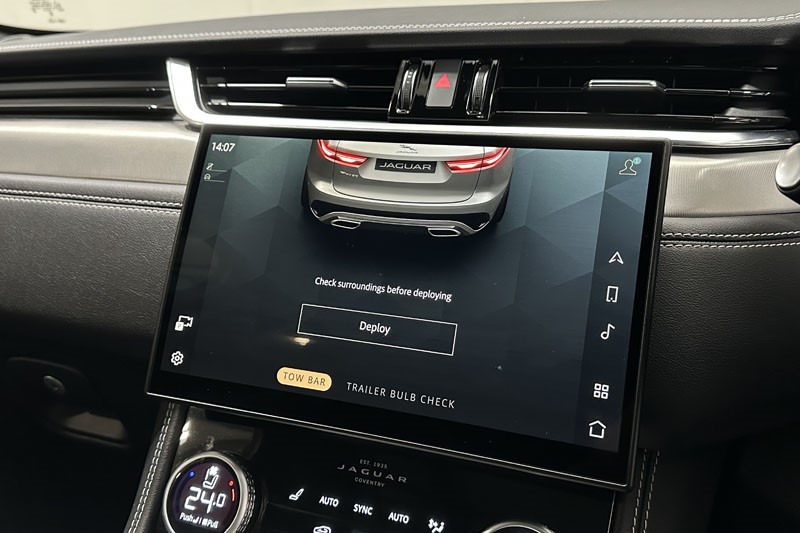 2024 (73) JAGUAR F-PACE 2.0 D200 R-Dynamic SE Black 5dr Auto AWD 4897230