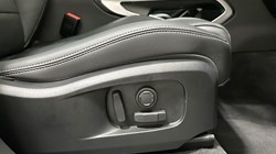 2024 (73) JAGUAR F-PACE 2.0 D200 R-Dynamic SE Black 5dr Auto AWD 4897216