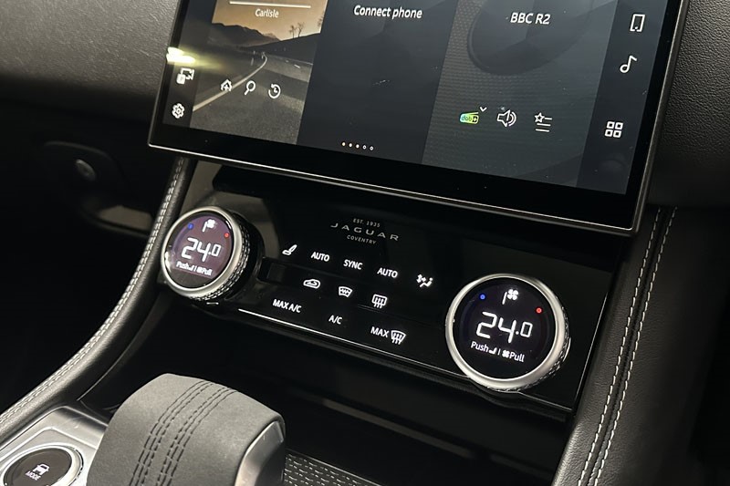 2024 (73) JAGUAR F-PACE 2.0 D200 R-Dynamic SE Black 5dr Auto AWD 4897223