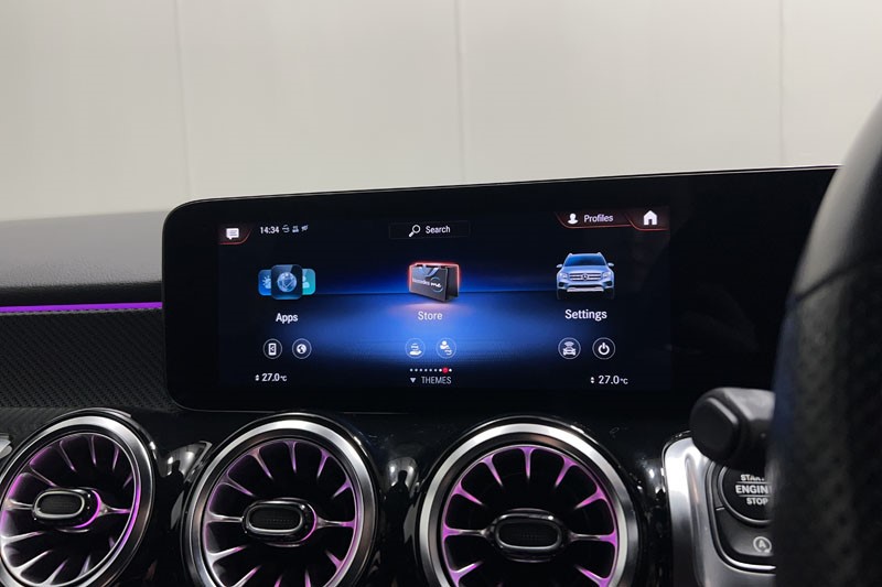 2022 (22) MERCEDES-BENZ GLB 200 AMG Line Premium 5dr 7G-Tronic 4880198