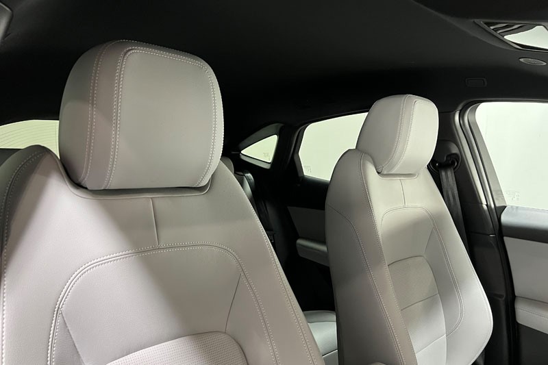 2023 (23) JAGUAR E-PACE 1.5 P300e R-Dynamic S 5dr Auto 4890182