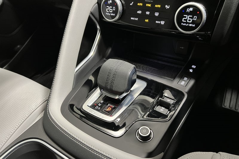 2023 (23) JAGUAR E-PACE 1.5 P300e R-Dynamic S 5dr Auto 4890187