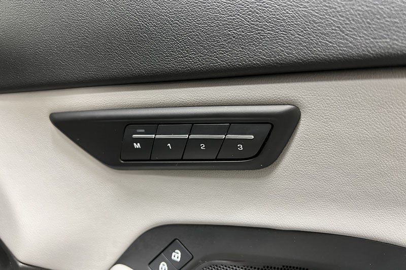 2023 (23) JAGUAR E-PACE 1.5 P300e R-Dynamic S 5dr Auto 4890179