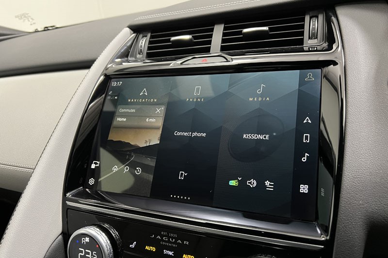 2023 (23) JAGUAR E-PACE 1.5 P300e R-Dynamic S 5dr Auto 4890192