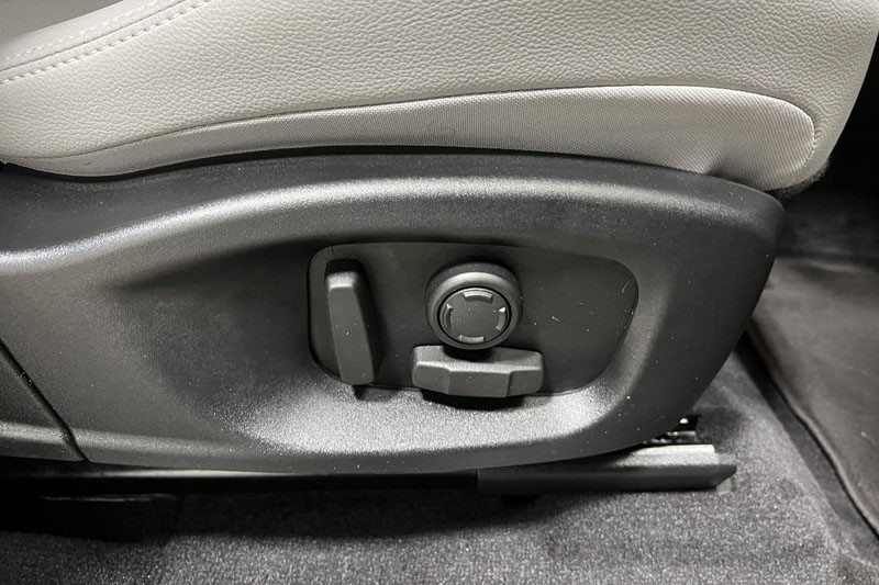 2023 (23) JAGUAR E-PACE 1.5 P300e R-Dynamic S 5dr Auto 4890180