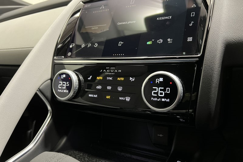 2023 (23) JAGUAR E-PACE 1.5 P300e R-Dynamic S 5dr Auto 4890189