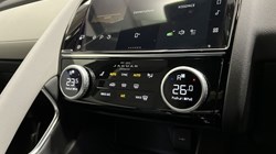 2023 (23) JAGUAR E-PACE 1.5 P300e R-Dynamic S 5dr Auto 4890189