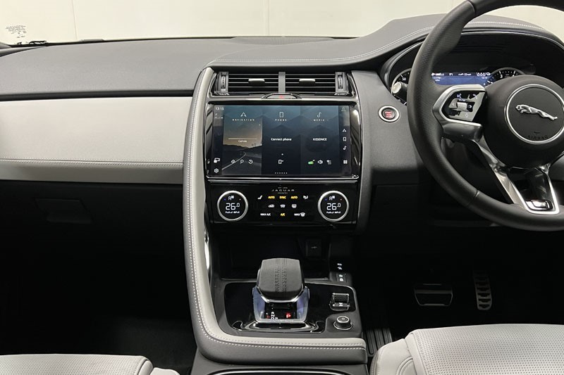 2023 (23) JAGUAR E-PACE 1.5 P300e R-Dynamic S 5dr Auto 4890174