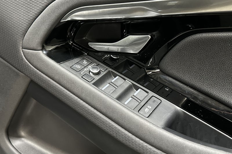 2020 (70) LAND ROVER RANGE ROVER EVOQUE 2.0 D180 R-Dynamic S 5dr Auto 4897709