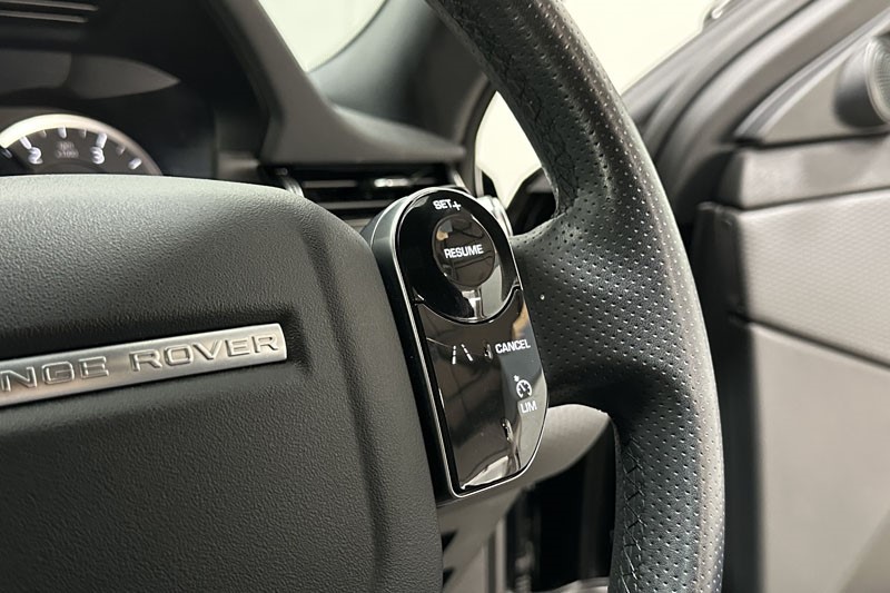 2020 (70) LAND ROVER RANGE ROVER EVOQUE 2.0 D180 R-Dynamic S 5dr Auto 4897714