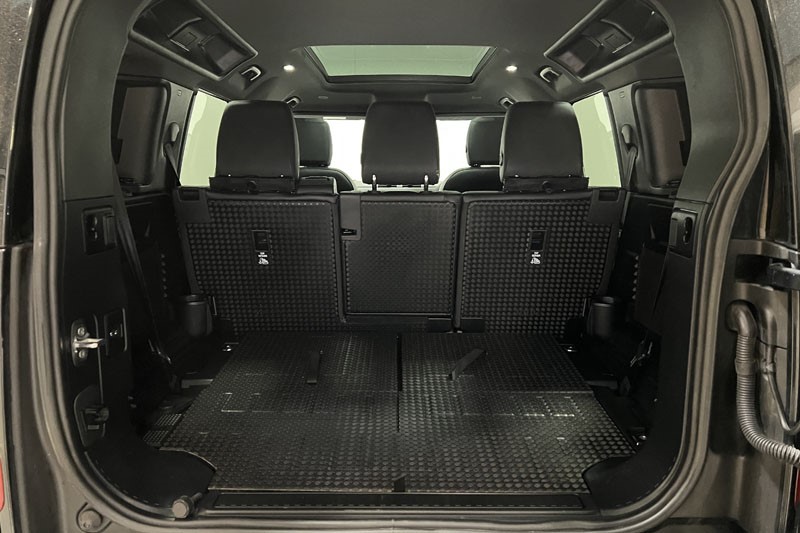 2023 (72) LAND ROVER DEFENDER 3.0 D250 X-Dynamic S 110 5dr Auto [7 Seat] 4902370