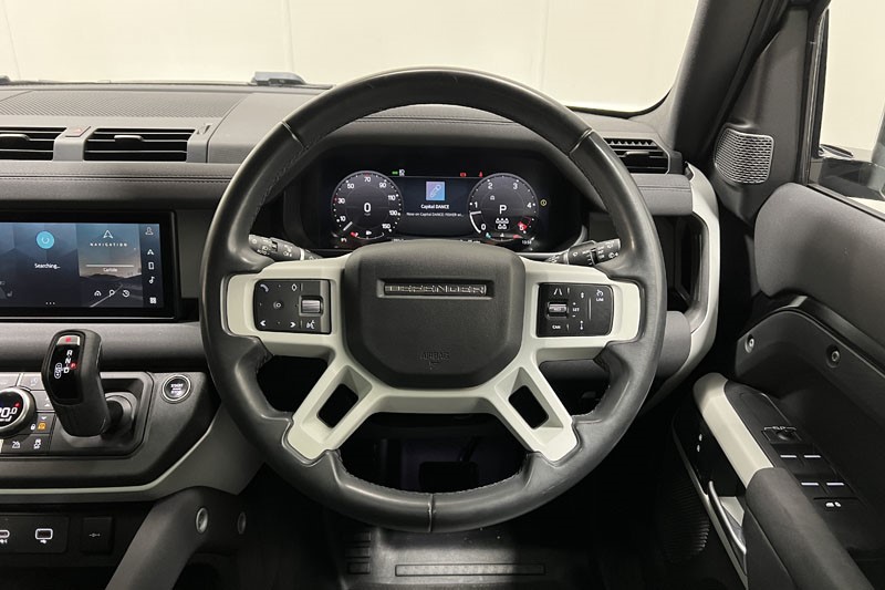 2023 (72) LAND ROVER DEFENDER 3.0 D250 X-Dynamic S 110 5dr Auto [7 Seat] 4902347