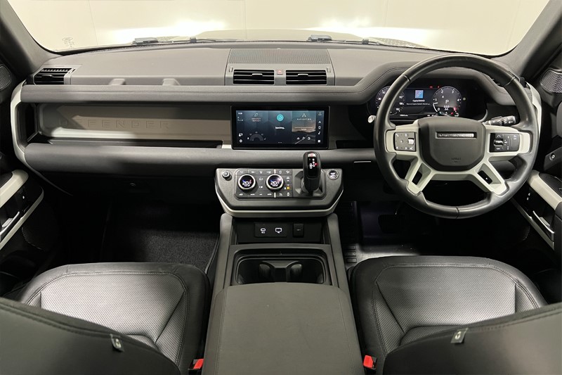 2023 (72) LAND ROVER DEFENDER 3.0 D250 X-Dynamic S 110 5dr Auto [7 Seat] 4902345