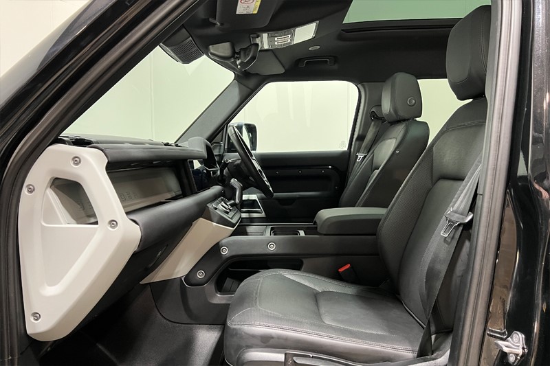 2023 (72) LAND ROVER DEFENDER 3.0 D250 X-Dynamic S 110 5dr Auto [7 Seat] 4902339