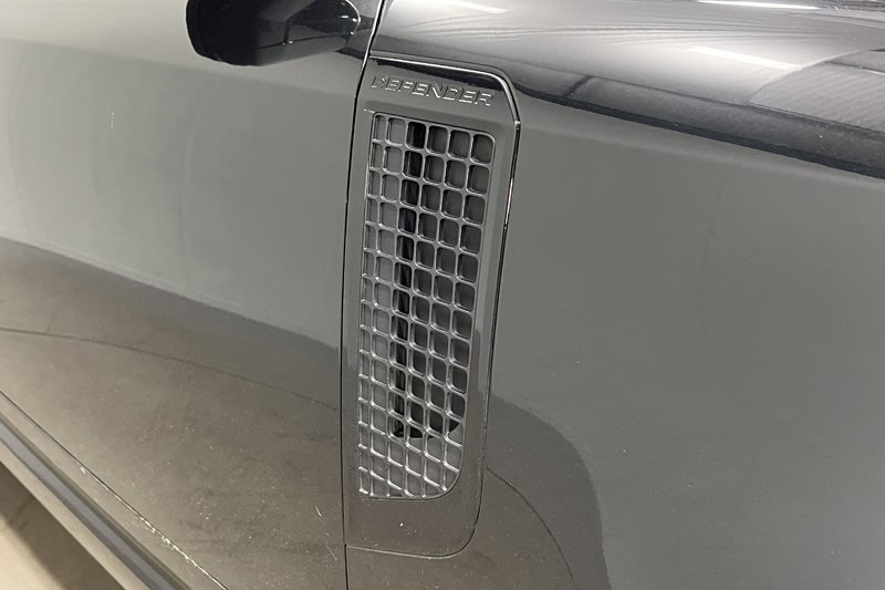 2023 (72) LAND ROVER DEFENDER 3.0 D250 X-Dynamic S 110 5dr Auto [7 Seat] 4902380