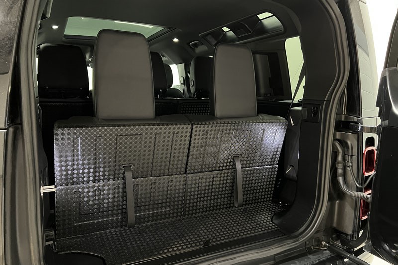 2023 (72) LAND ROVER DEFENDER 3.0 D250 X-Dynamic S 110 5dr Auto [7 Seat] 4902373