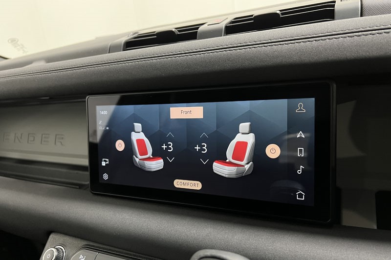 2023 (72) LAND ROVER DEFENDER 3.0 D250 X-Dynamic S 110 5dr Auto [7 Seat] 4902365