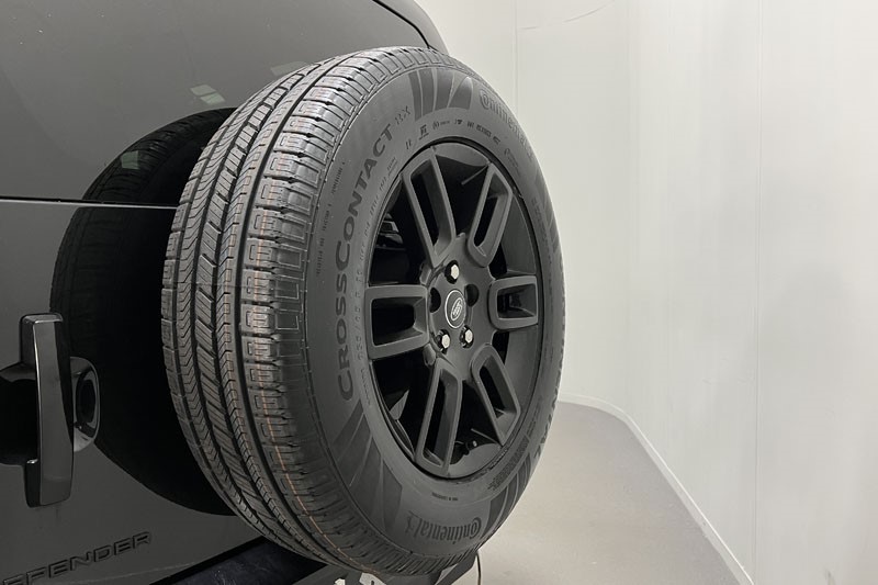 2023 (72) LAND ROVER DEFENDER 3.0 D250 X-Dynamic S 110 5dr Auto [7 Seat] 4902375