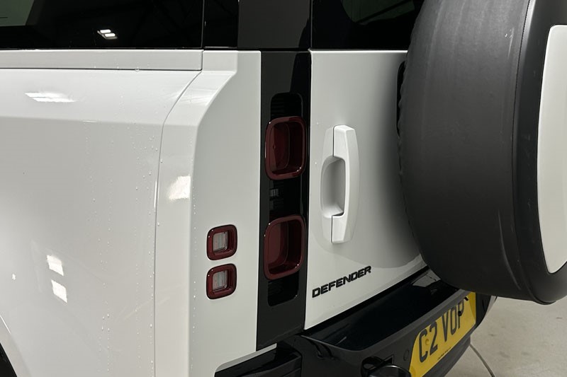 2025 (74) LAND ROVER DEFENDER 3.0 D350 X-Dynamic SE 90 3dr Auto 4895620