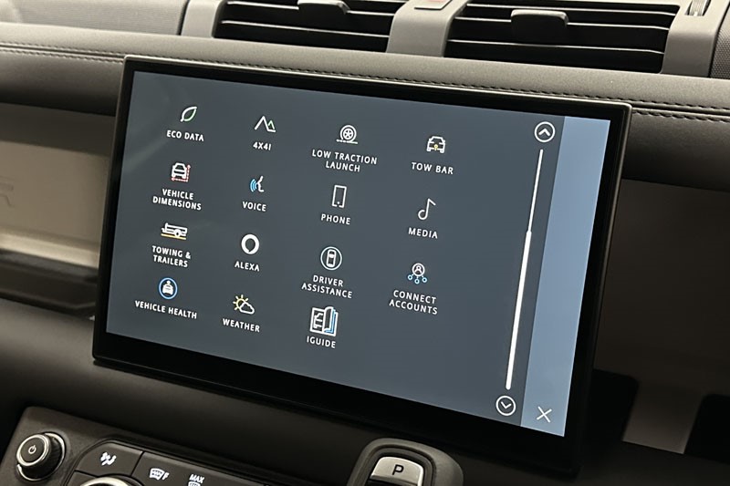 2025 (74) LAND ROVER DEFENDER 3.0 D350 X-Dynamic SE 90 3dr Auto 4895609