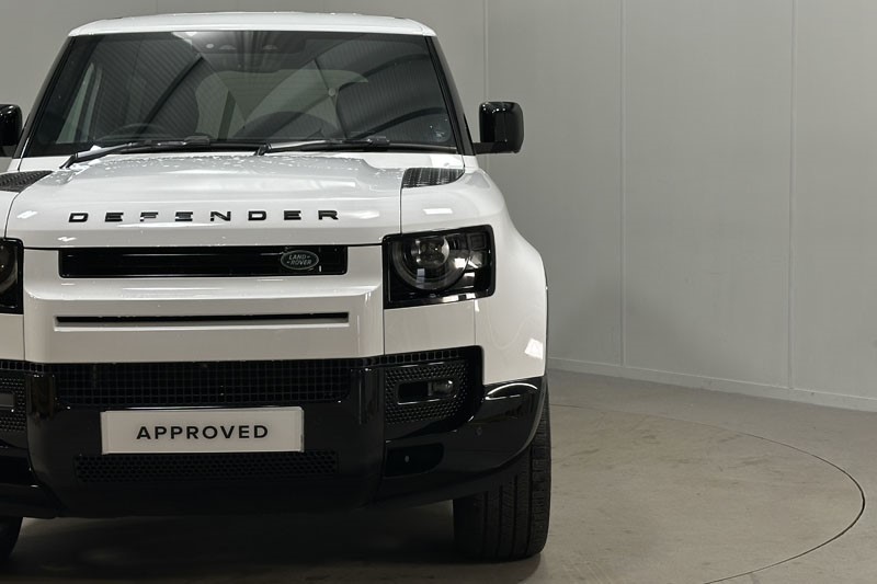 2025 (74) LAND ROVER DEFENDER 3.0 D350 X-Dynamic SE 90 3dr Auto 4895631