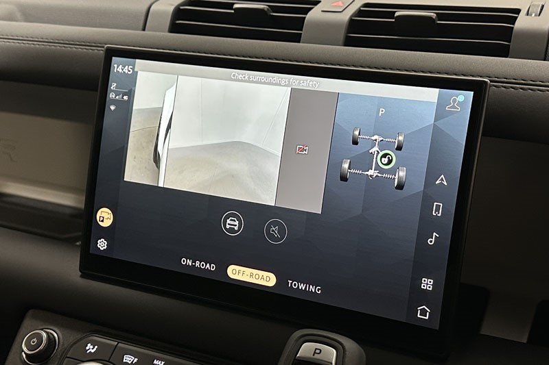 2025 (74) LAND ROVER DEFENDER 3.0 D350 X-Dynamic SE 90 3dr Auto 4895605