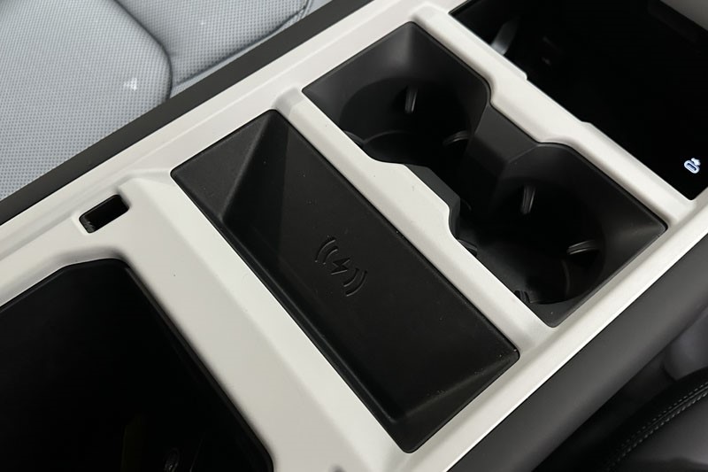 2025 (74) LAND ROVER DEFENDER 3.0 D350 X-Dynamic SE 90 3dr Auto 4895601