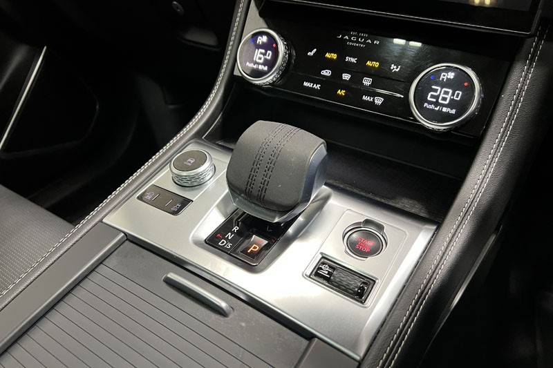 2021 (21) JAGUAR F-PACE 3.0 P400 R-Dynamic SE 5dr Auto AWD 4889638