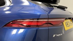2021 (21) JAGUAR F-PACE 3.0 P400 R-Dynamic SE 5dr Auto AWD 4889654