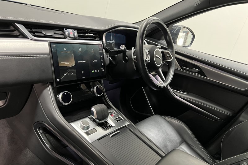 2021 (21) JAGUAR F-PACE 3.0 P400 R-Dynamic SE 5dr Auto AWD 4889648