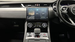 2021 (21) JAGUAR F-PACE 3.0 P400 R-Dynamic SE 5dr Auto AWD 4889624