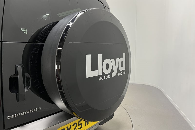 2025 (25) LAND ROVER COMMERCIAL DEFENDER 3.0 D250 Hard Top X-Dynamic SE Auto 4892813