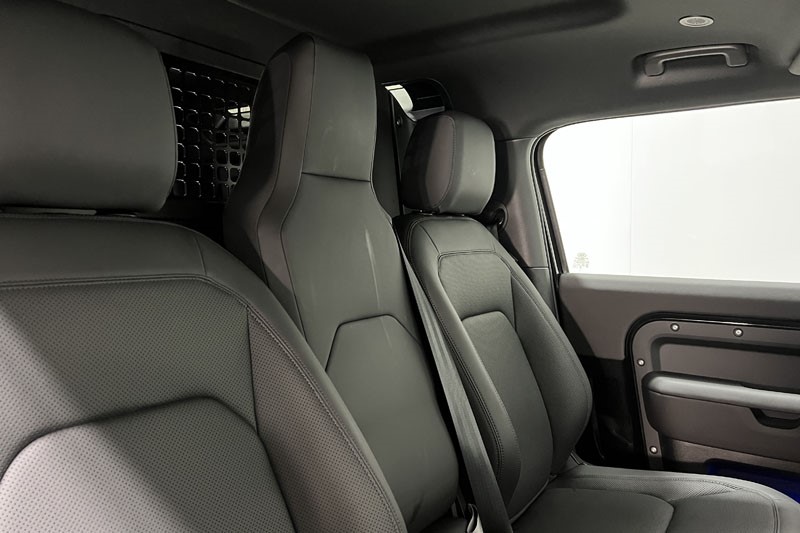 2025 (25) LAND ROVER COMMERCIAL DEFENDER 3.0 D250 Hard Top X-Dynamic SE Auto 4892786