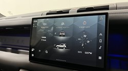 2025 (25) LAND ROVER COMMERCIAL DEFENDER 3.0 D250 Hard Top X-Dynamic SE Auto 4892802