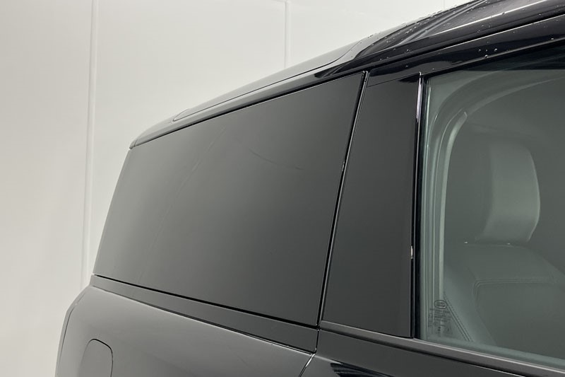 2025 (25) LAND ROVER COMMERCIAL DEFENDER 3.0 D250 Hard Top X-Dynamic SE Auto 4892815