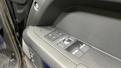 2025 (25) LAND ROVER COMMERCIAL DEFENDER 3.0 D250 Hard Top X-Dynamic SE Auto 4892789