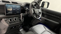 2025 (25) LAND ROVER COMMERCIAL DEFENDER 3.0 D250 Hard Top X-Dynamic SE Auto 4892808