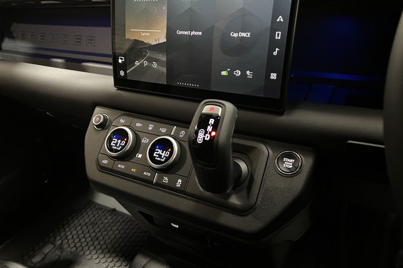 2025 (25) LAND ROVER COMMERCIAL DEFENDER 3.0 D250 Hard Top X-Dynamic SE Auto 4892797