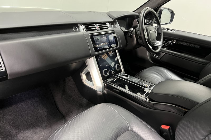 2021 (71) LAND ROVER RANGE ROVER 3.0 D300 Westminster Black 4dr Auto 4900643