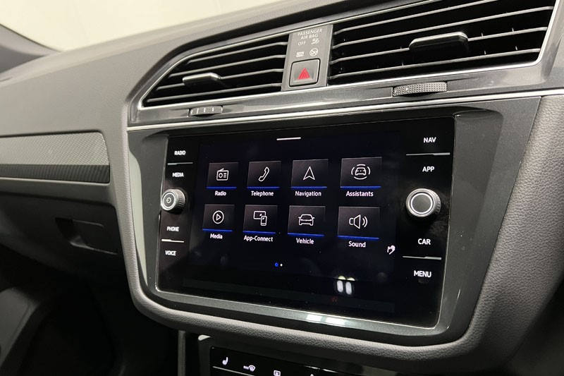 2023 (23) VOLKSWAGEN TIGUAN 2.0 TSI 320 4Motion R 5dr DSG 4890648