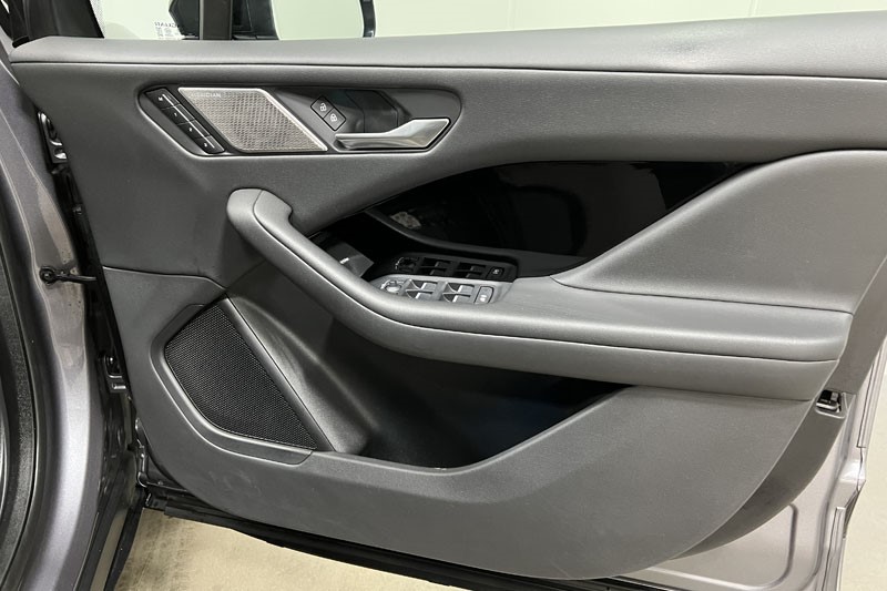 2022 (72) JAGUAR I-PACE 294kW EV400 Black 90kWh 5dr Auto [11kW Charger] 4929562