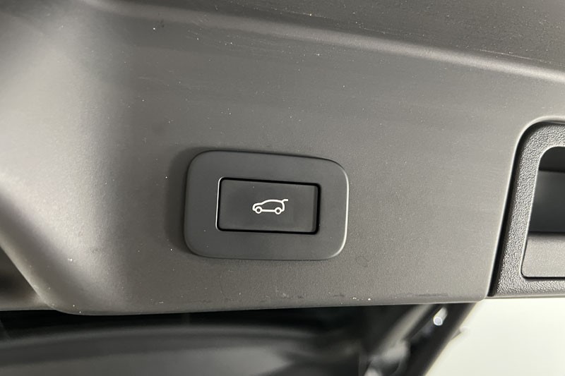 2022 (22) LAND ROVER RANGE ROVER EVOQUE 2.0 D200 R-Dynamic SE 5dr Auto 4899652