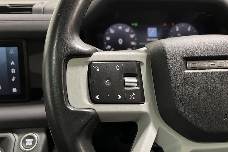 2022 (72) LAND ROVER DEFENDER 3.0 D250 XS Edition 110 5dr Auto 4892376