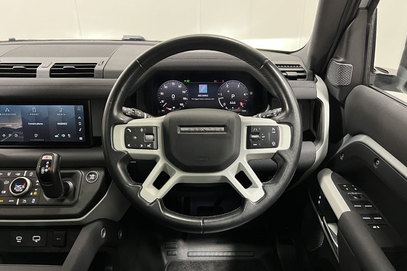 2022 (72) LAND ROVER DEFENDER 3.0 D250 XS Edition 110 5dr Auto 4892365