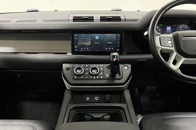 2022 (72) LAND ROVER DEFENDER 3.0 D250 XS Edition 110 5dr Auto 4892364