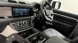 2022 (72) LAND ROVER DEFENDER 3.0 D250 XS Edition 110 5dr Auto 4892392
