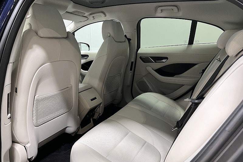 2022 (72) JAGUAR I-PACE 294kW EV400 Black 90kWh 5dr Auto [11kW Charger] 4946262