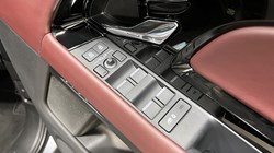 2024 (24) LAND ROVER RANGE ROVER EVOQUE 1.5 P270e Dynamic HSE 5dr Auto 4933462