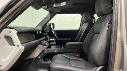 2022 (72) LAND ROVER DEFENDER 3.0 D250 X-Dynamic SE 90 3dr Auto 4935458