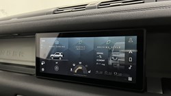 2022 (72) LAND ROVER DEFENDER 3.0 D250 X-Dynamic SE 90 3dr Auto 4935485